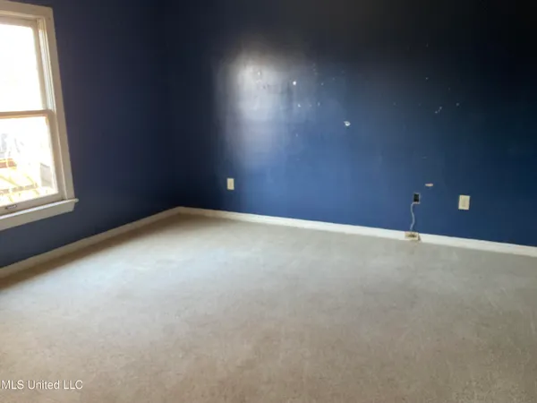 $249,900 | 6 Moss Forest Place, Jackson, MS 39211