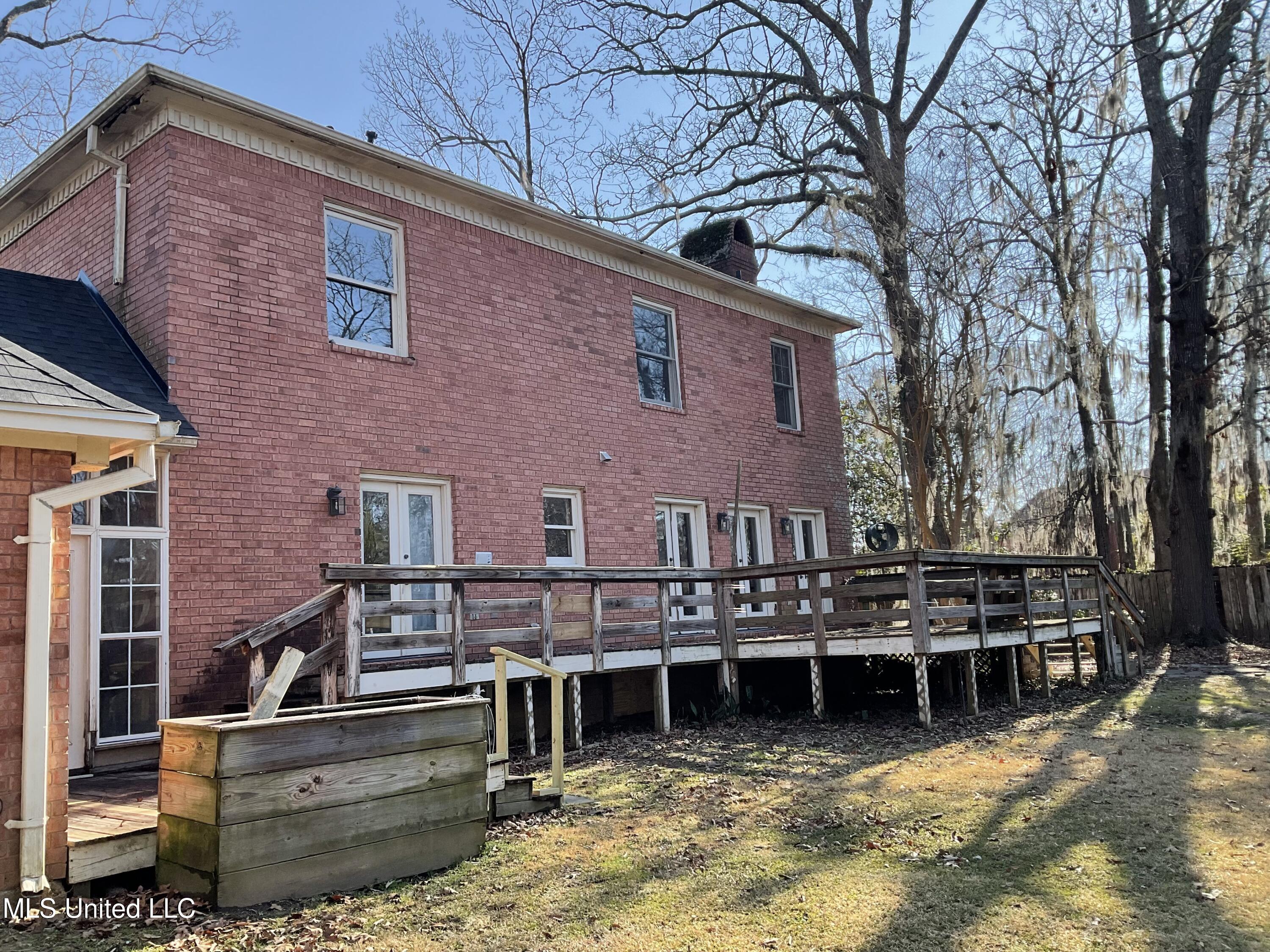 6 Moss Forest Place Jackson, MS 39211 - Photo 17 of 18 IMG_3021