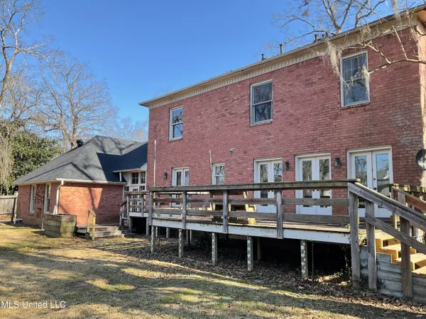 $249,900 | 6 Moss Forest Place, Jackson, MS 39211