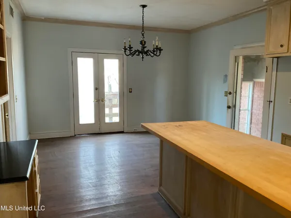 $249,900 | 6 Moss Forest Place, Jackson, MS 39211