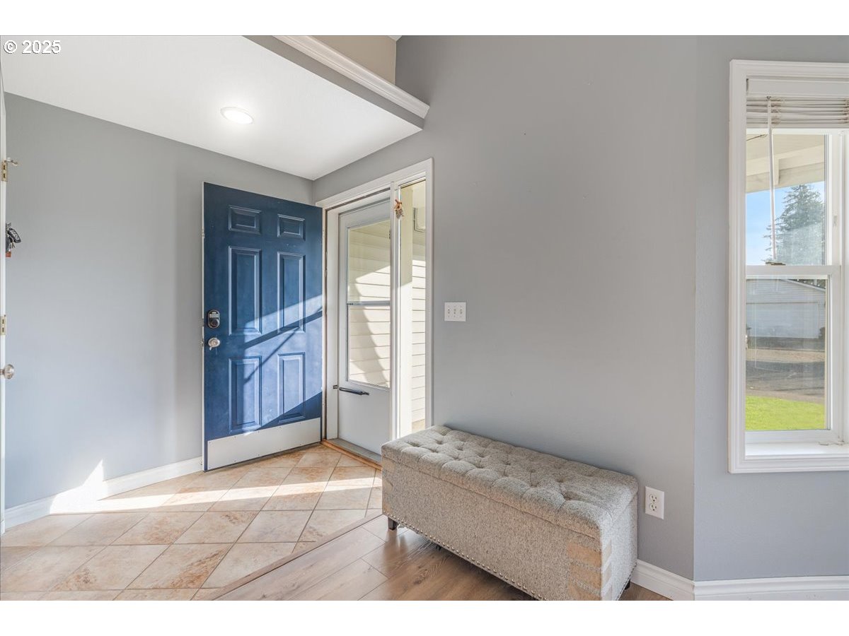 504 Southeast 11th Way Battle Ground, WA 98604 - Photo 3 of 27