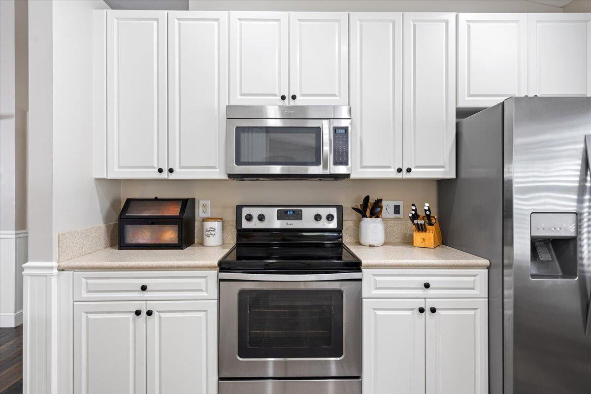 2598 Southwest Impala Way Stuart, FL 34997 - Photo 12 of 60 Kitchen