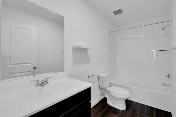 $2,200 | 14403 Cedar Ledge Lane, Conroe, TX 77302