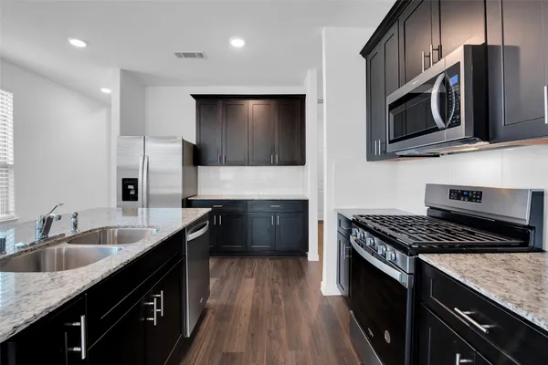 $2,200 | 14403 Cedar Ledge Lane, Conroe, TX 77302