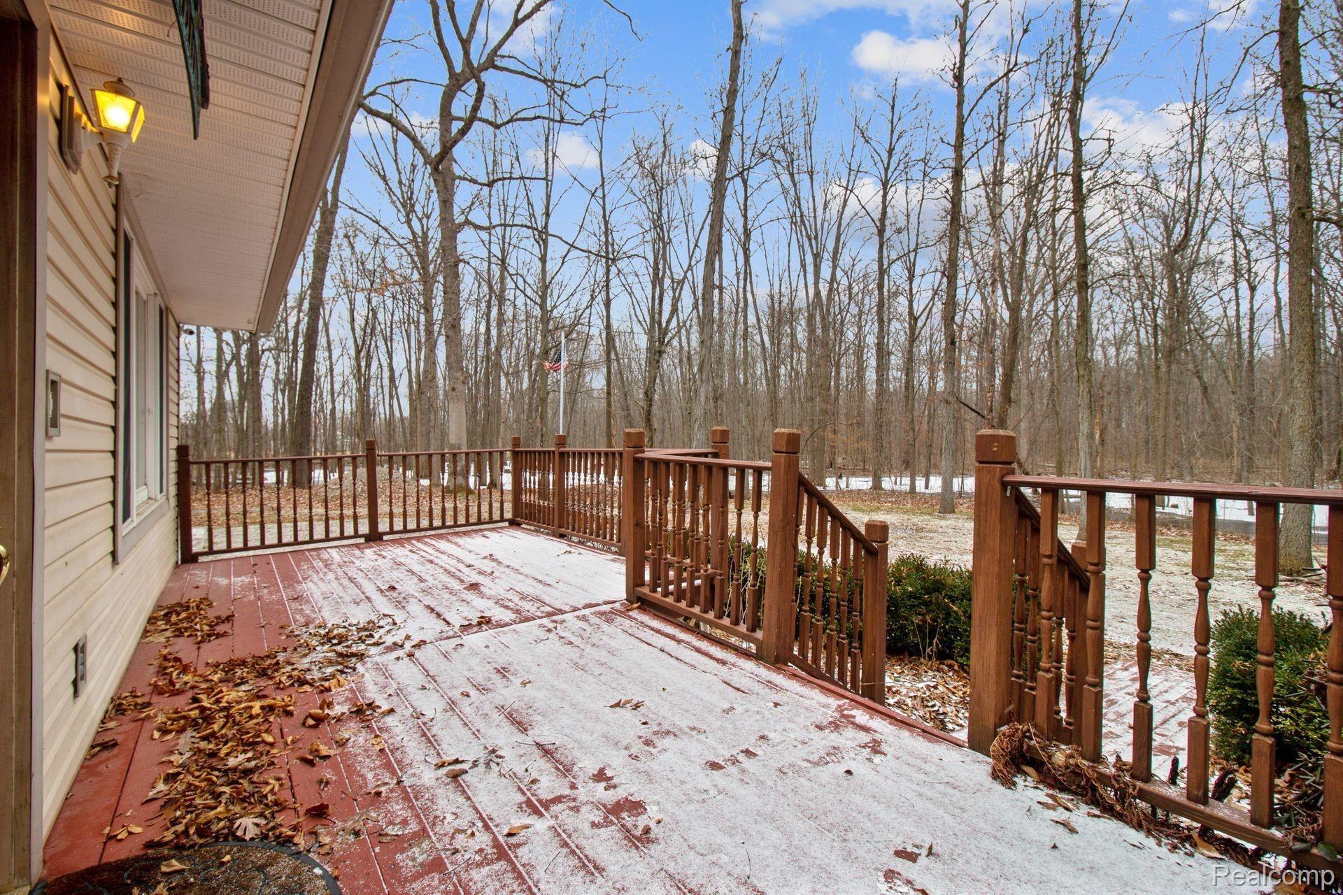 7355 Golf Club Road Howell, MI 48843 - Photo 4 of 25 4.jpg