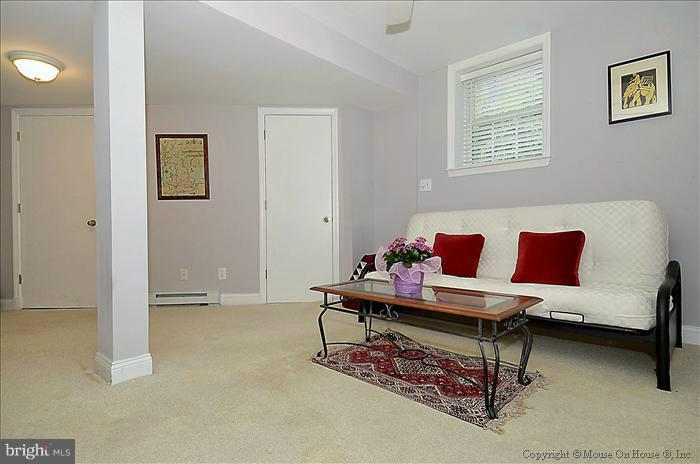 2719 Plyers Mill Road Silver Spring, MD 20902 - Photo 21 of 30 Family Room