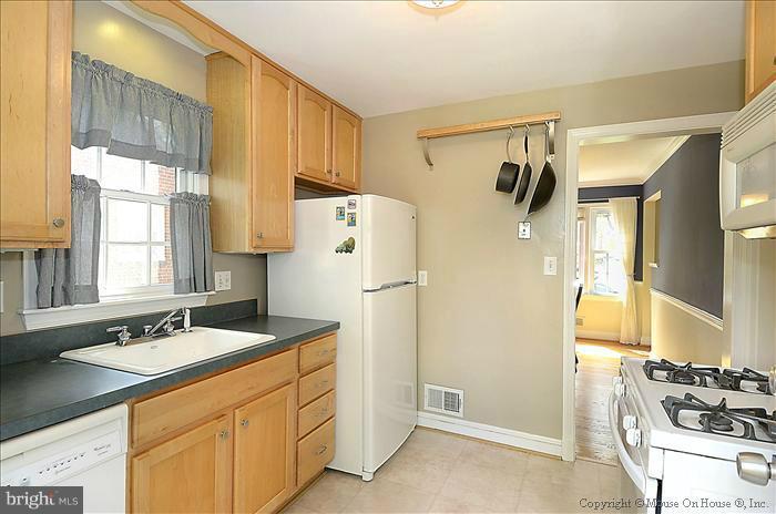 2719 Plyers Mill Road Silver Spring, MD 20902 - Photo 5 of 30 Kitchen
