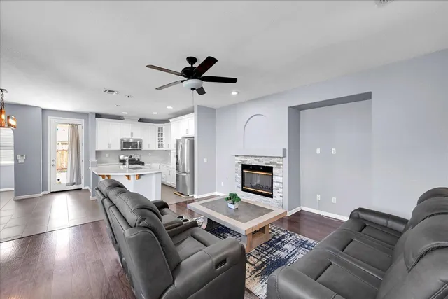 $569,900 | 341 Barnhart Circle, Sacramento, CA 95835