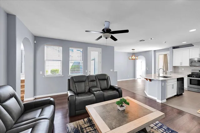 $569,900 | 341 Barnhart Circle, Sacramento, CA 95835