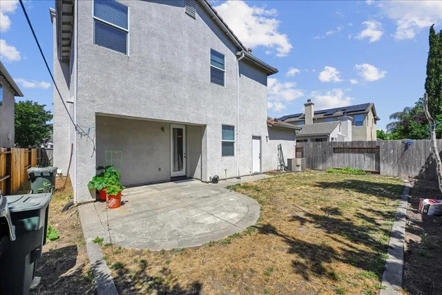 $569,900 | 341 Barnhart Circle, Sacramento, CA 95835