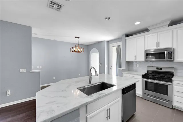 $569,900 | 341 Barnhart Circle, Sacramento, CA 95835