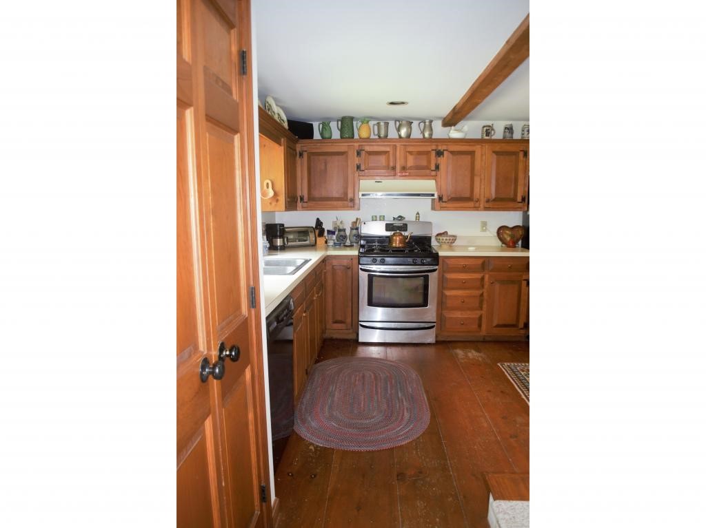 49 Jones Road Hillsborough, NH 03244 - Photo 11 of 34