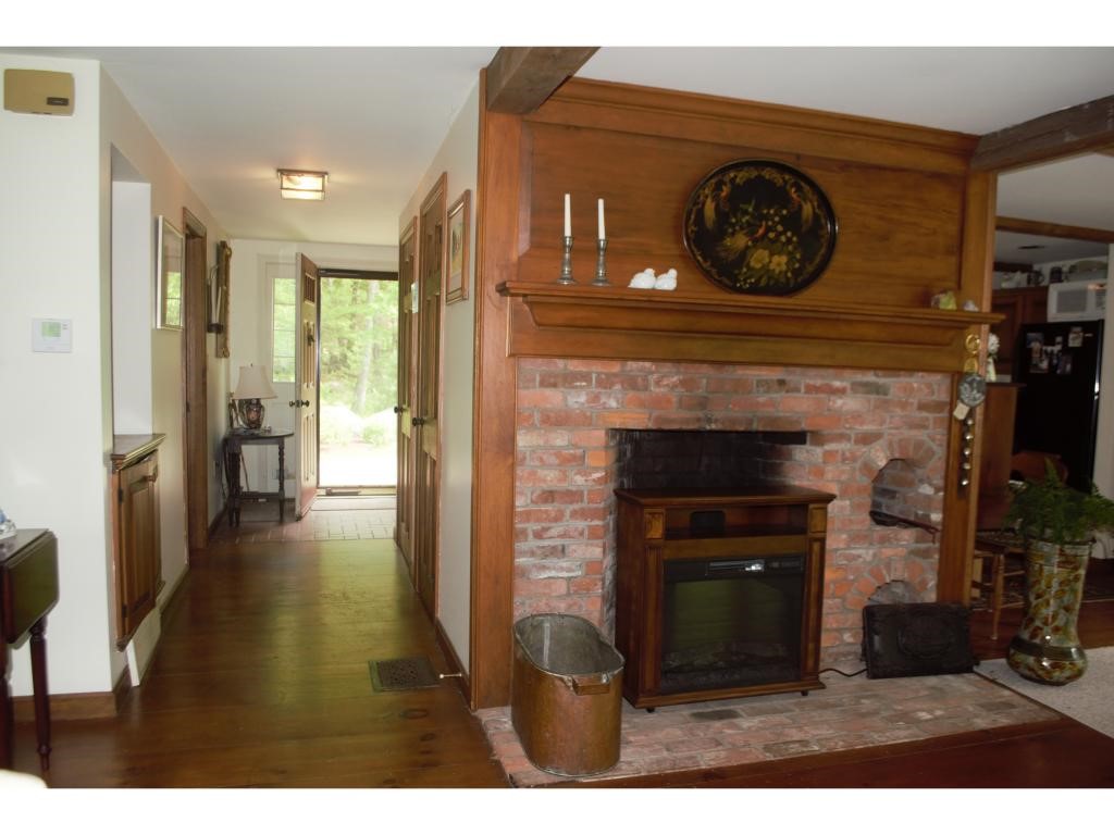 49 Jones Road Hillsborough, NH 03244 - Photo 13 of 34