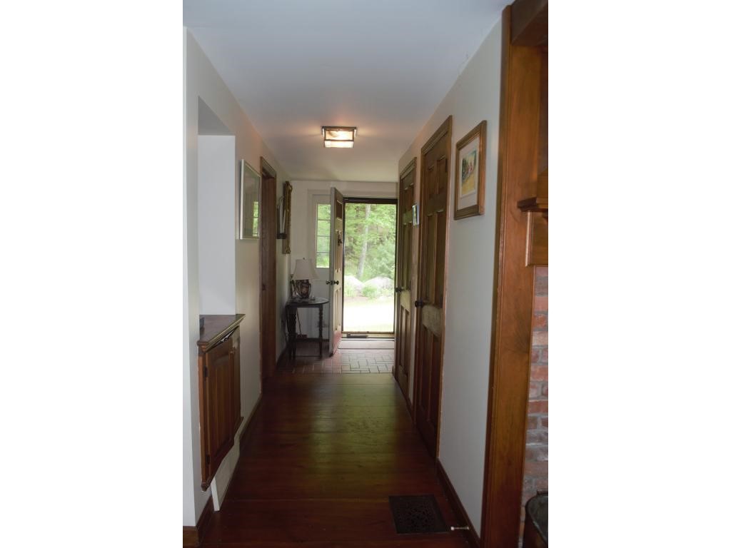 49 Jones Road Hillsborough, NH 03244 - Photo 6 of 34
