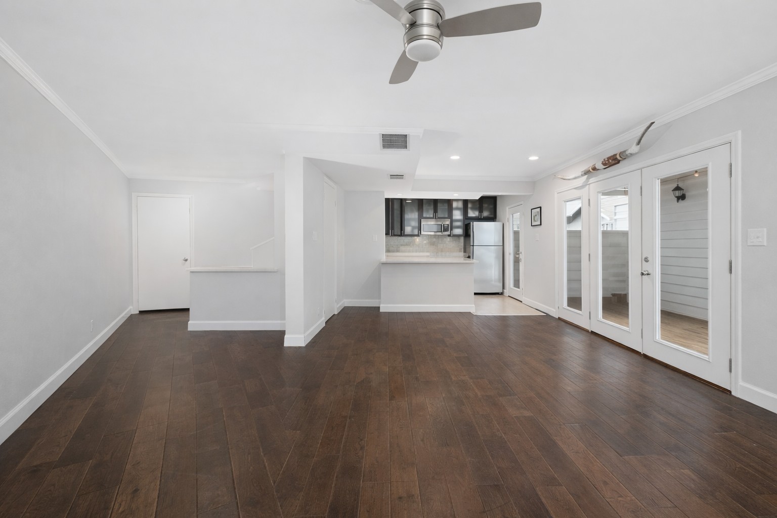 2507 Quarry Road, Unit E Austin, TX 78703 - Photo 16 of 17 unfurnished