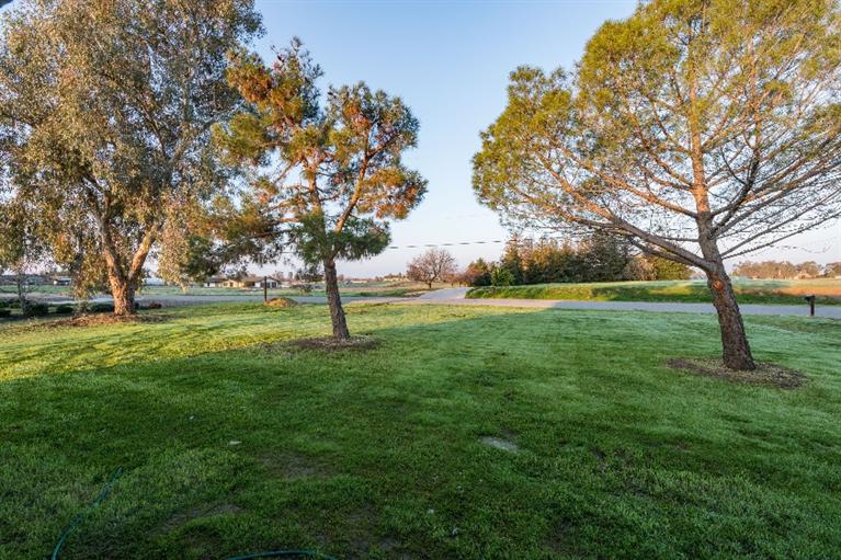 17715 La Canada Road Madera, CA 93636 - Photo 31 of 37 Gallery Image 31