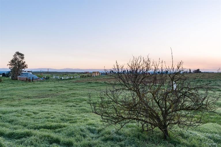 17715 La Canada Road Madera, CA 93636 - Photo 36 of 37 Gallery Image 36