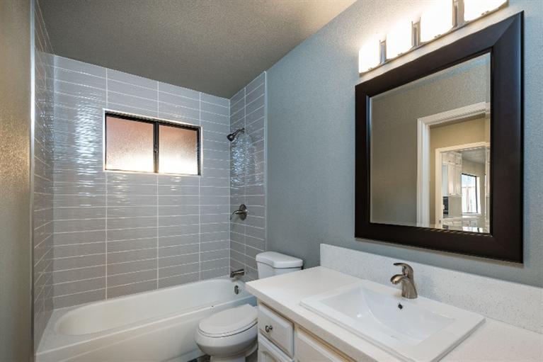17715 La Canada Road Madera, CA 93636 - Photo 7 of 37 Gallery Image 7