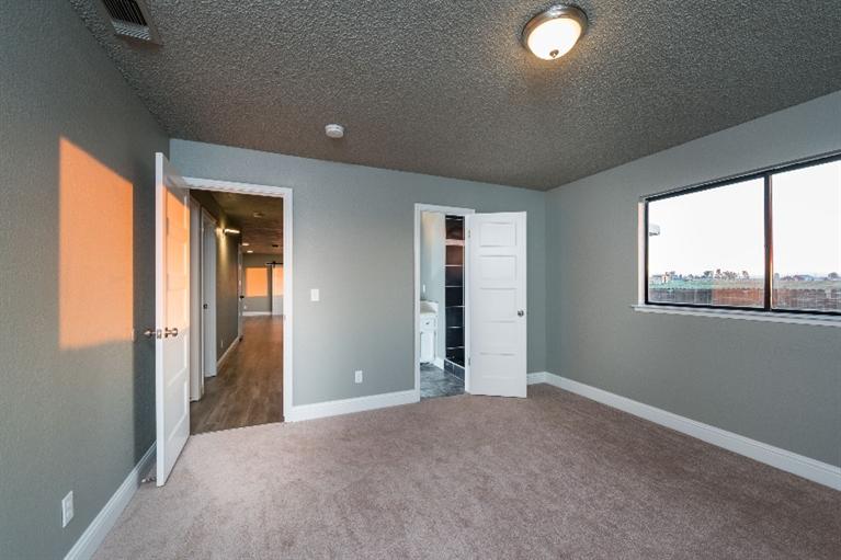 17715 La Canada Road Madera, CA 93636 - Photo 8 of 37 Gallery Image 8