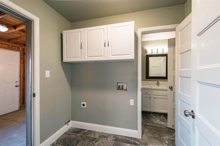 17715 La Canada Road Madera, CA 93636 - Photo 10 of 37 Gallery Image 10