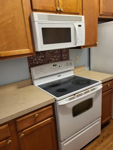 $1,800 | 4745 Skillmaster Court, North Charleston, SC 29418