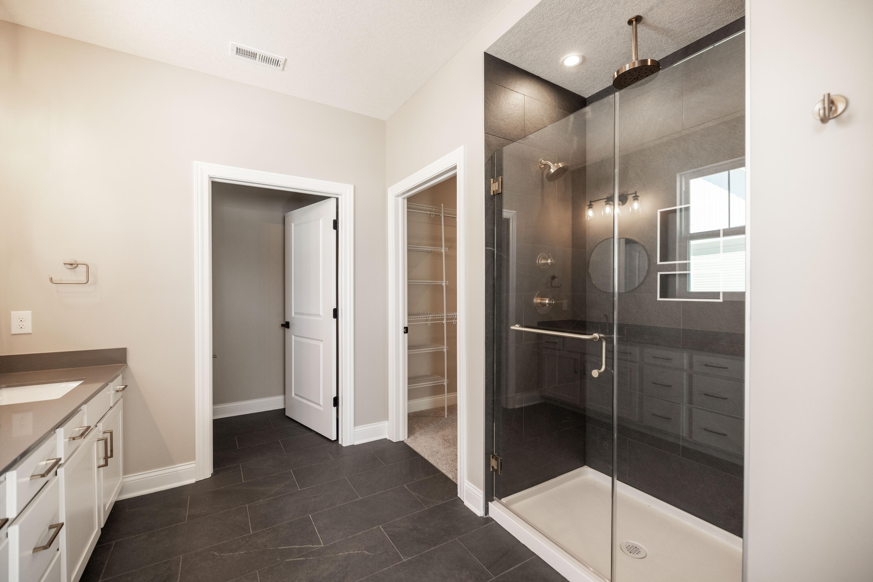 1507 Kingsgate Road Springfield, OH 45503 - Photo 24 of 46 Gallery Image 24