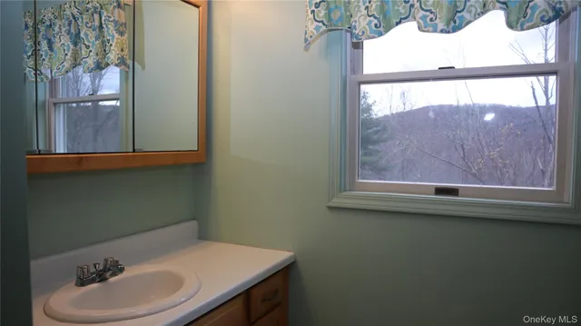 $474,500 | 39 Armstrong Drive, Neversink, NY 12765