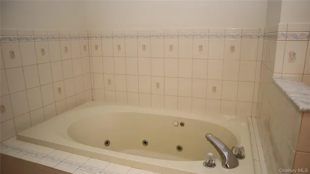 $474,500 | 39 Armstrong Drive, Neversink, NY 12765