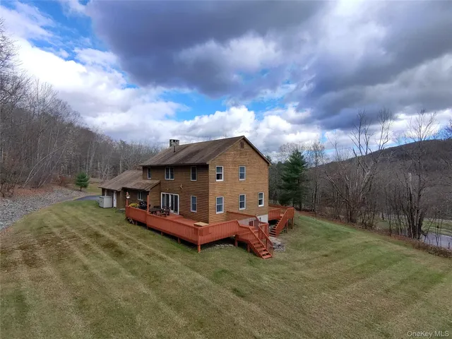 $474,500 | 39 Armstrong Drive, Neversink, NY 12765