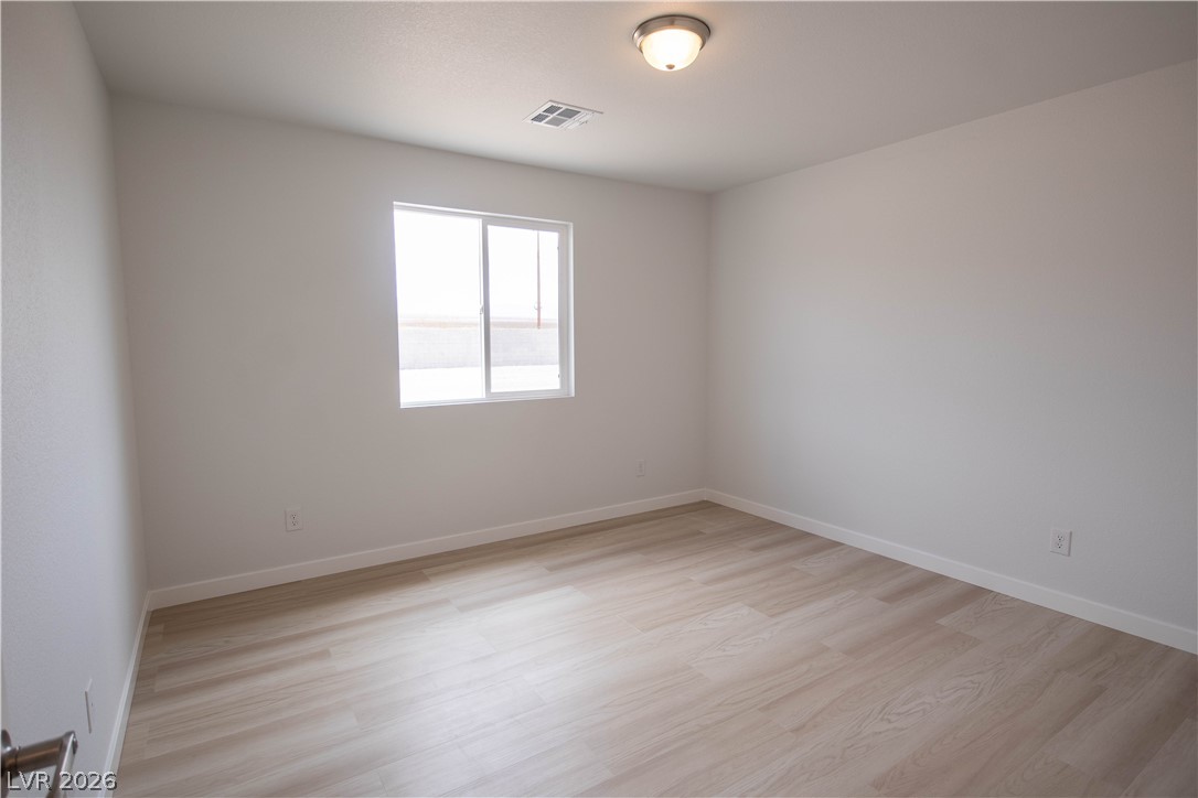 3897 North Mayfield Ranch Road Pahrump, NV 89060 - Photo 15 of 30 Guest Bedroom #1