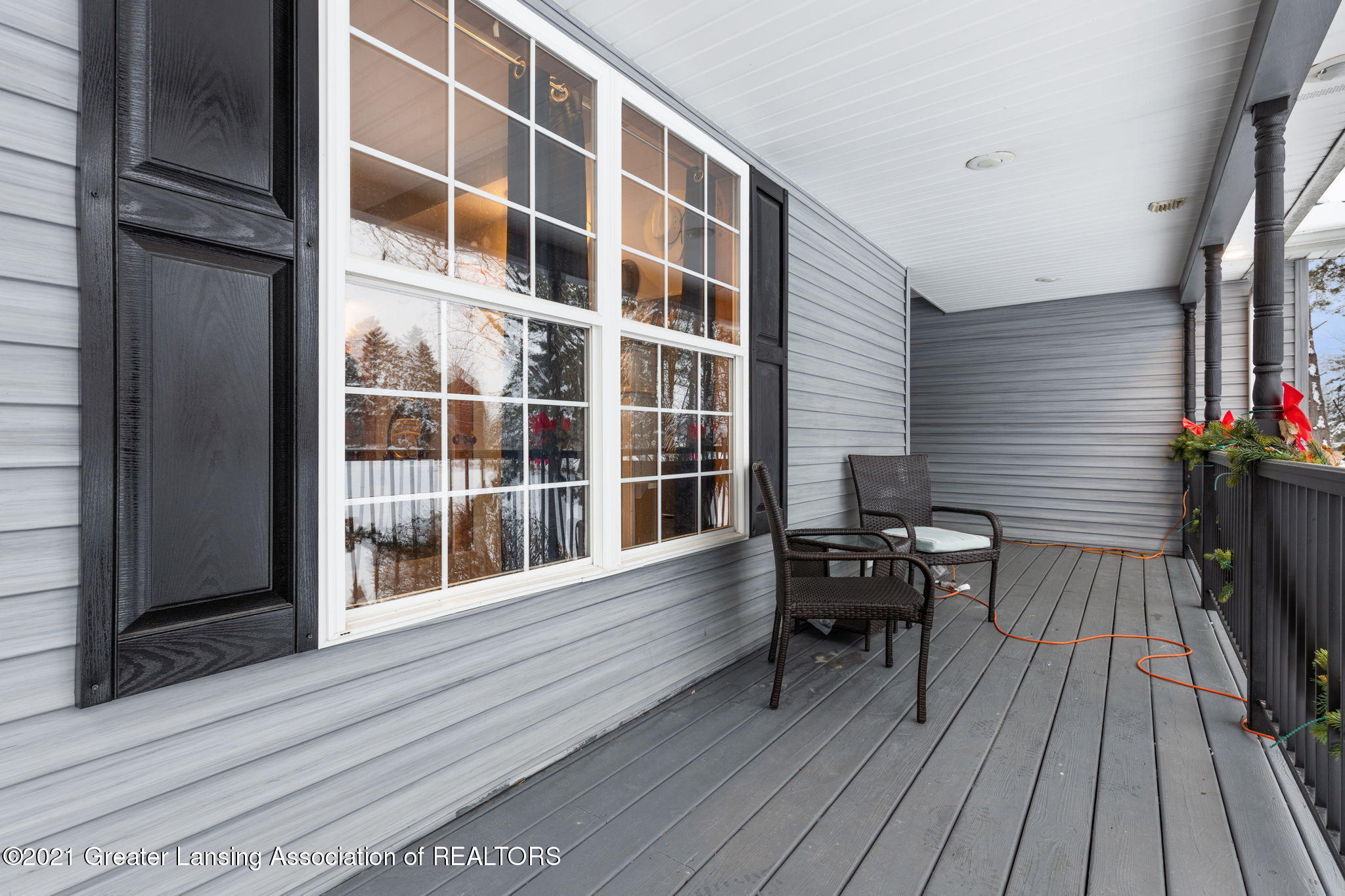 14645 Airport Road Lansing, MI 48906 - Photo 34 of 35 Front Porch