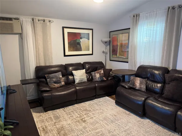 $3,800 | 749 East 224th Street | Wakefield