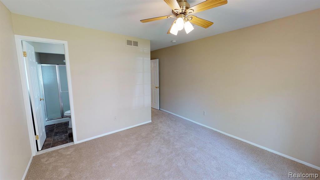 46707 Maidstone Road Canton, MI 48187 - Photo 13 of 33