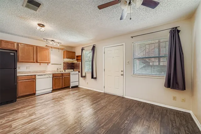 $130,000 | 4405 Avenue A, Unit 8, Austin, TX 78751