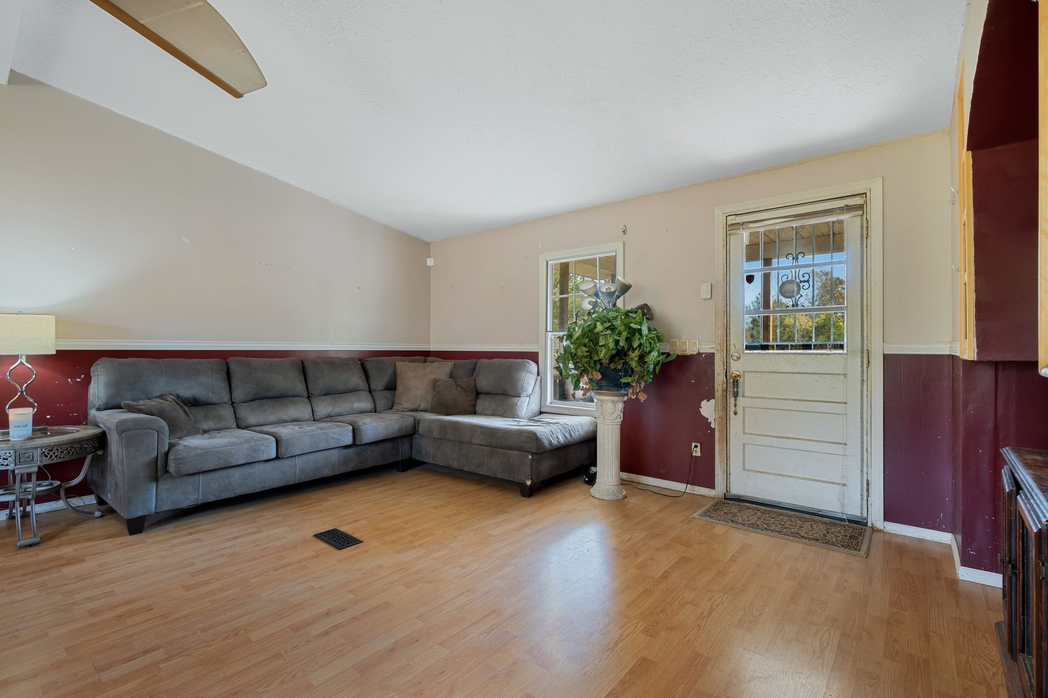 1210 Quarry Road Mount Juliet, TN 37122 - Photo 15 of 40 a living room with furniture and a couch