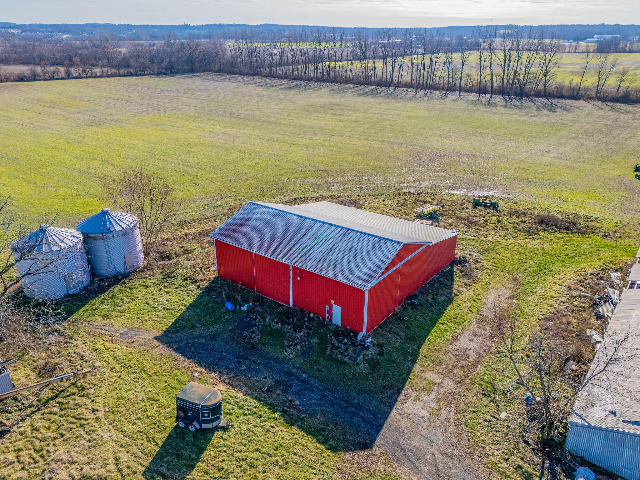 5593 Hayes Road Groveport, OH 43125 - Photo 12 of 48 DJI_20241217110850_0170_D