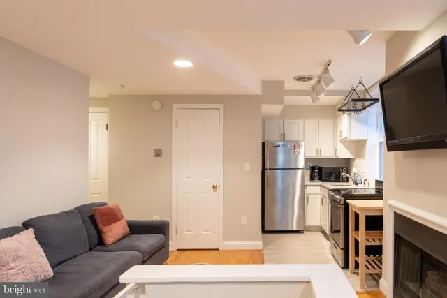 $279,000 | 1731 Willard Street Northwest, Unit 102, Washington, DC 20009