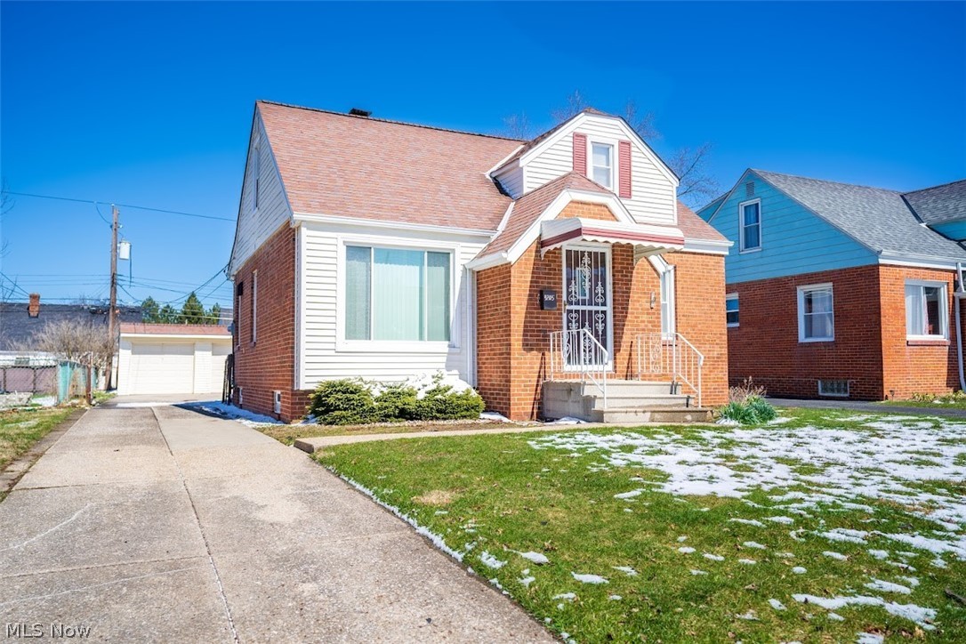 4205 Lambert Road Cleveland, OH 44121 - Photo 2 of 24 Side Angle