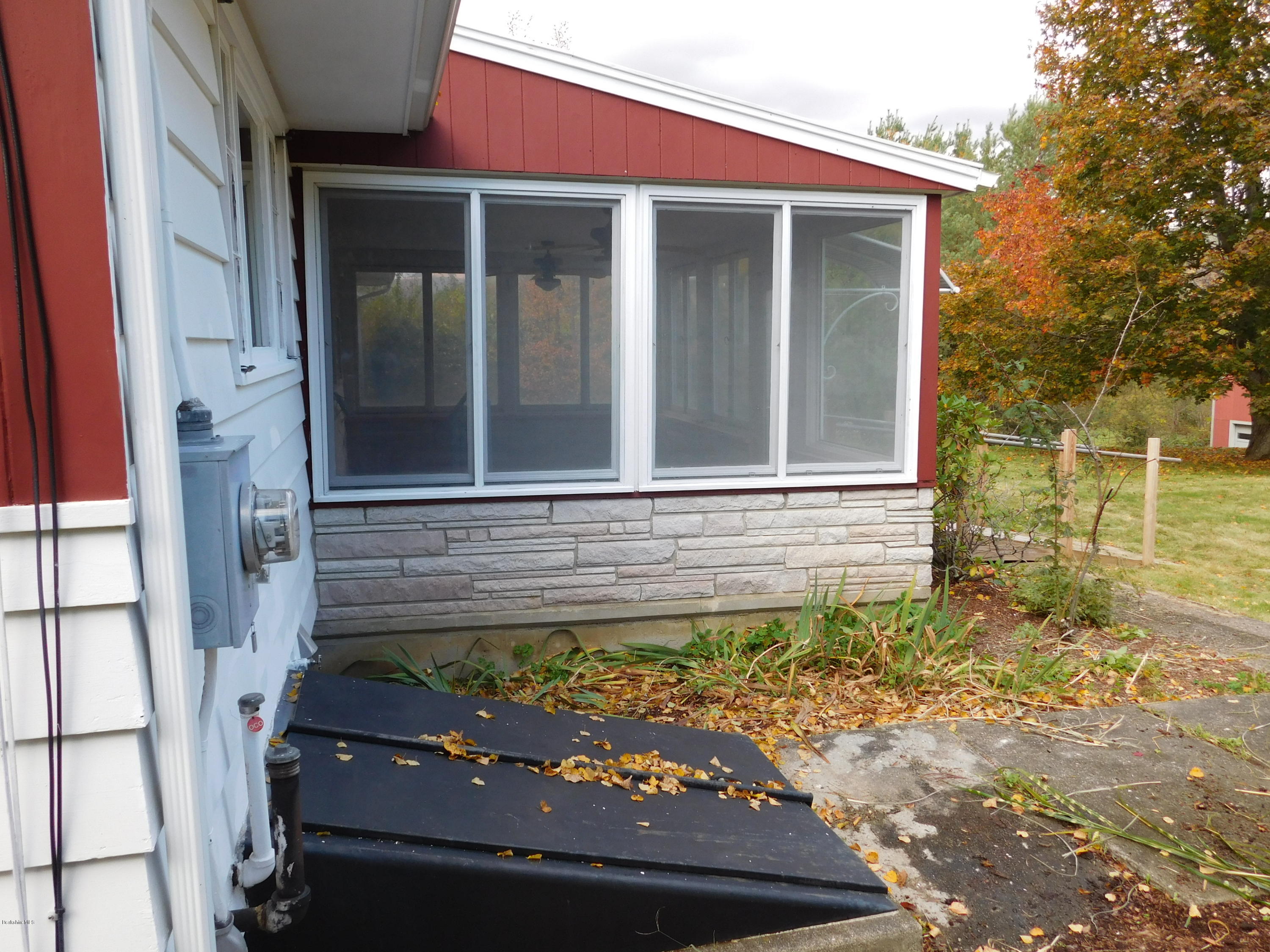 264 Luce Road Williamstown, MA 01267 - Photo 17 of 26 Hatchway & Sun Room