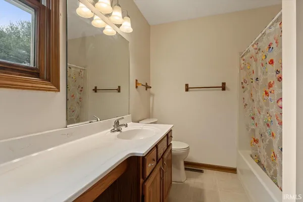 $344,500 | 50944 Pine Meadows Drive, Granger, IN 46530