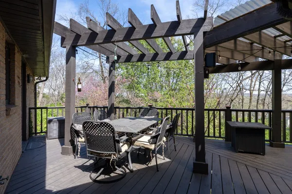 $999,999 | 176 Lelawood Circle, Nashville, TN 37209