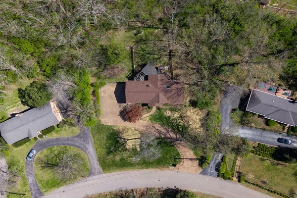 $999,999 | 176 Lelawood Circle, Nashville, TN 37209