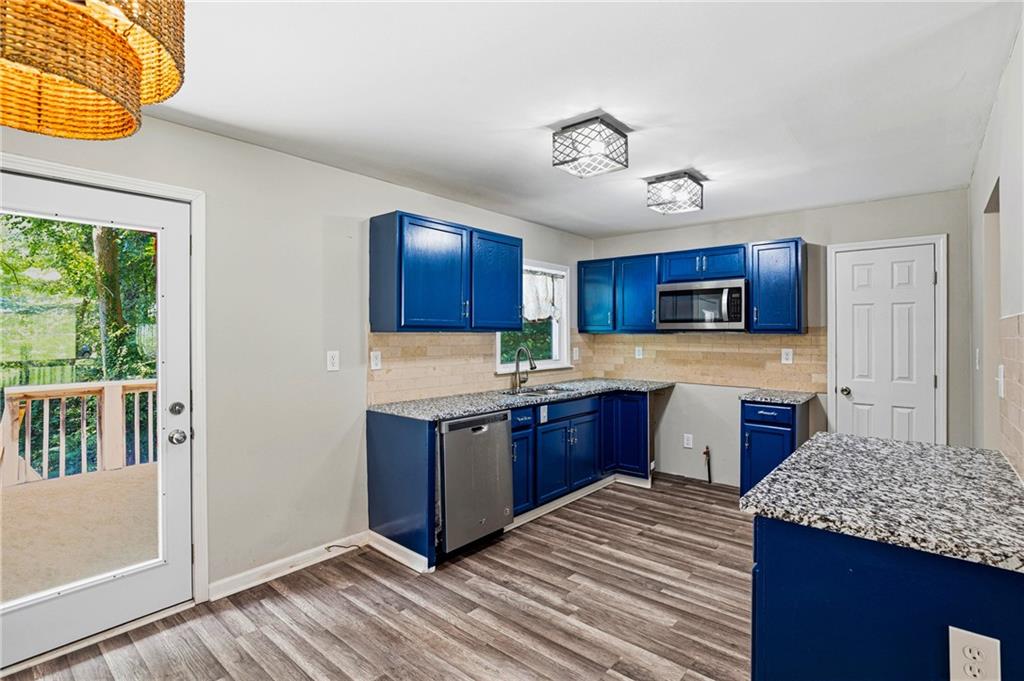 1661 San Gabriel Avenue Decatur, GA 30032 - Photo 3 of 31