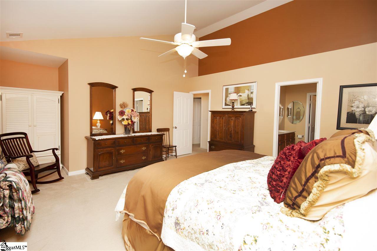7 Knoll Ridge Drive Greer, SC 29650 - Photo 16 of 31 Gallery Image 16