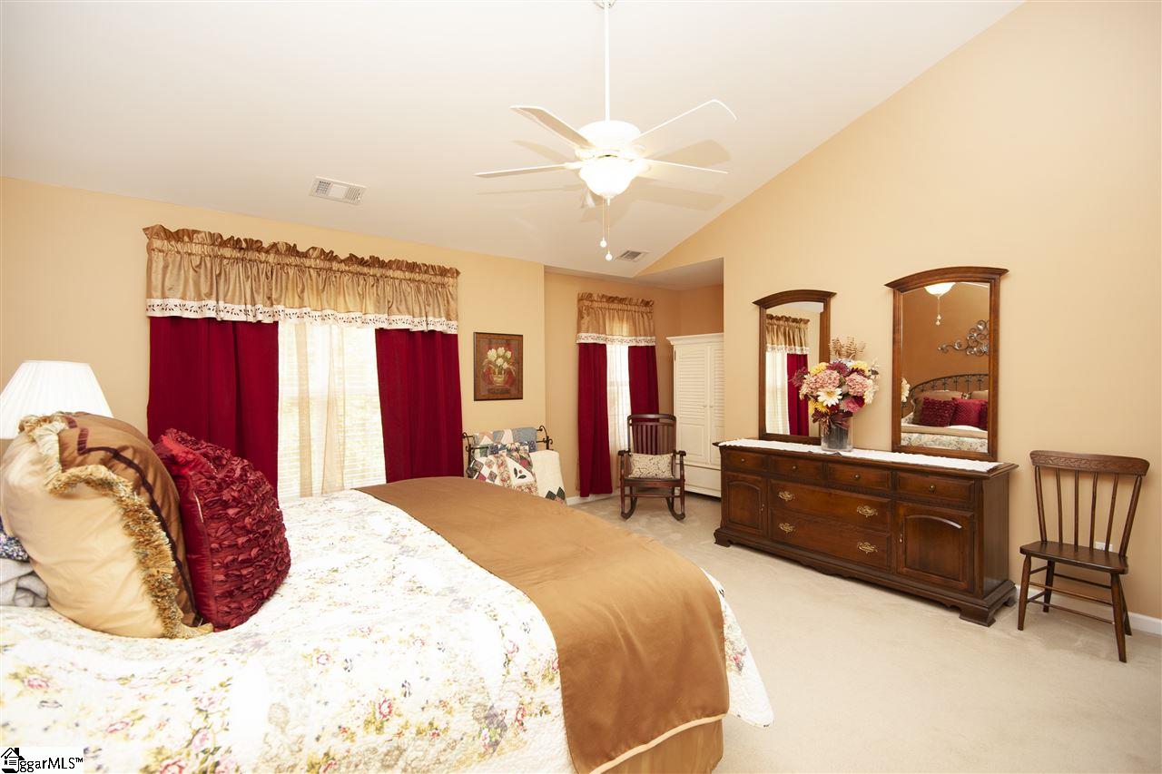 7 Knoll Ridge Drive Greer, SC 29650 - Photo 17 of 31 Gallery Image 17