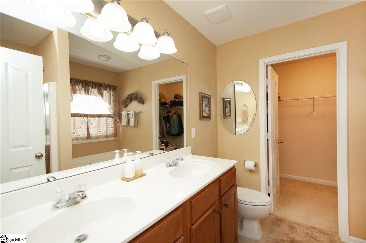 7 Knoll Ridge Drive Greer, SC 29650 - Photo 18 of 31 Gallery Image 18