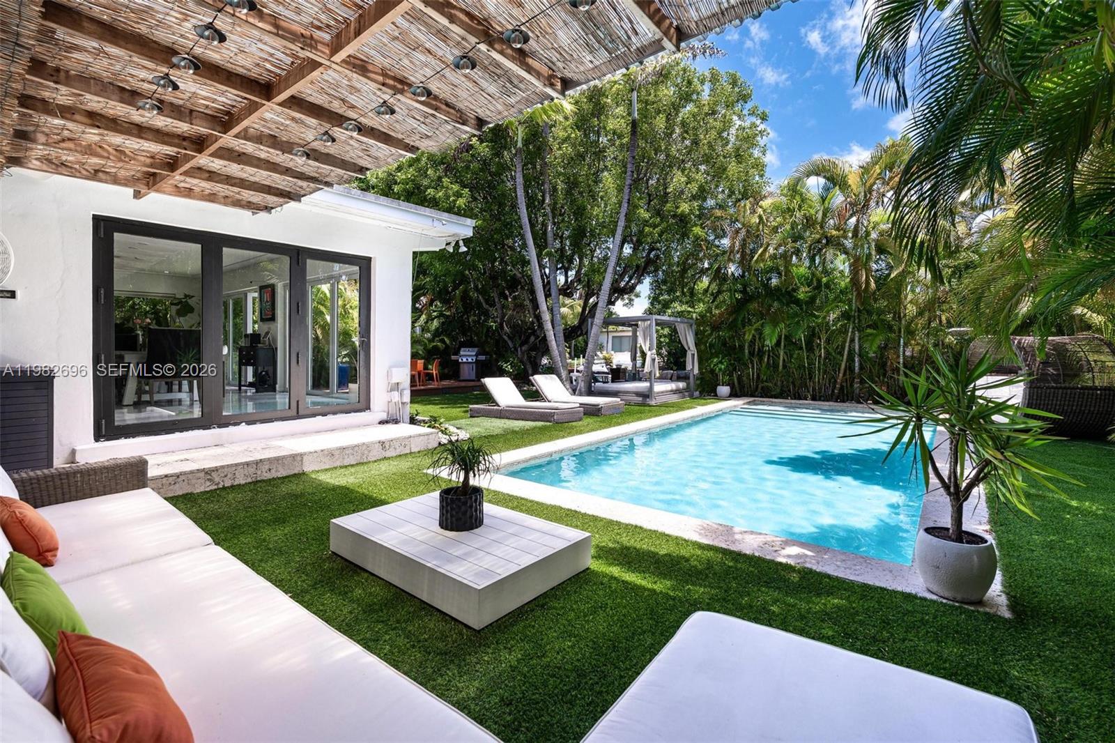 1865 Daytonia Road Miami Beach, FL 33141 - Photo 9 of 21