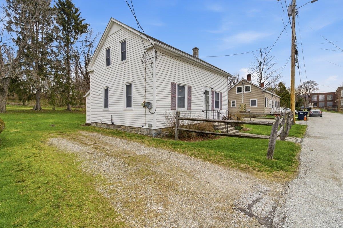 20 Sage Street Bennington, VT 05257 - Photo 2 of 30
