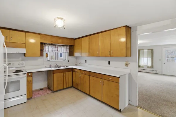 $219,000 | 20 Sage Street, Bennington, VT 05257