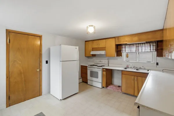 $219,000 | 20 Sage Street, Bennington, VT 05257